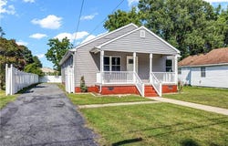 205 Artis St, Franklin, VA 23851
