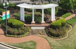 137 HARBOR POINT Ln, Memphis, TN 38103