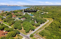 505 Wildwood Drive, Ingleside, TX 78362