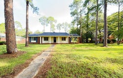 1705 MYRTLE RD., Albany, GA 31707
