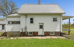 215 E Pennsylvania Avenue, Sebring, OH 44672