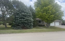 1202 Sunset Ave., Winner, SD 57580