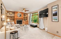 8305 Talbot Place, Johnston, IA 50131