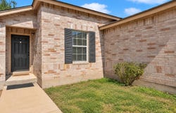 105 E Wildflower Blvd, Marble Falls, TX 78654