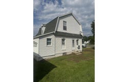 121 E Isabelle Street, Belding, MI 48809
