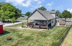 4176 State Route 156, Waterloo, IL 62298