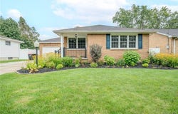 32 Camner Avenue, Lancaster, NY 14086