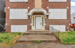 506 SW 6th Ave, Topeka, KS 66603