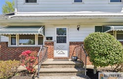 61 Wickom Avenue, Hamilton, NJ 08690