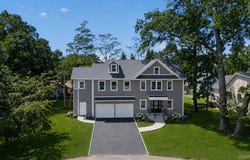 10 Beaver Landing, Harrison, NY 10528