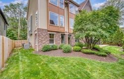 3901 Vine Court, Cleveland, OH 44113
