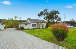 1420 Glenn Highway, New Concord, OH 43762