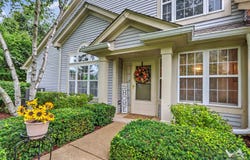 1628 Columbia Circle, Bartlett, IL 60103