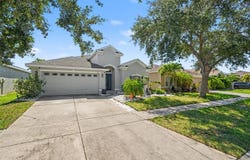 903 PARKER DEN Drive, RUSKIN, FL 33570