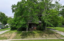 320 N Fourth St., Albion, IL 62806