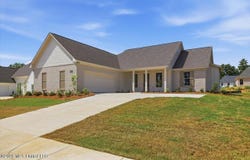 203 Benners Lane, Madison, MS 39110