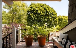 9315 Beverly Crest Dr, Los Angeles, CA 90210