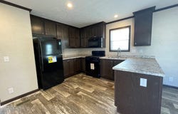 43 Armstrong, Flushing, MI 48433