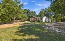 3805 SW Pricedale Drive, Summit, MS 39666