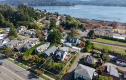1493 SHERMAN Ave, NorthBend, OR 97459