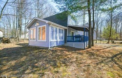 8943 Deerfield Drive, Tobyhanna, PA 18466