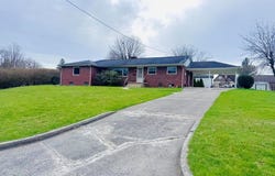 112 Dexter, BECKLEY, WV 25801