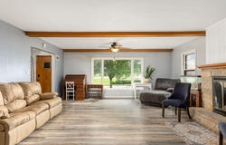 684 S 6th Ave, West Bend, WI 53095