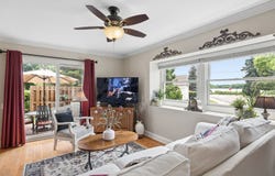106 Queens Cove, Barrington, IL 60010