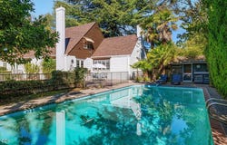 1906 E Main Street, Medford, OR 97504