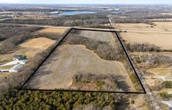 1775 Nebraska Road, Iola, KS 66749