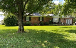 145 Short Ln., Columbia, KY 42728