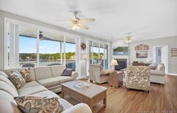 73 Evergreen Drive, Sunrise Beach, MO 65079