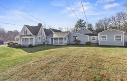 4 W Washington St, Hanson, MA 02341