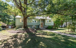 26 Atherton Rd, Foxboro, MA 02035