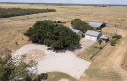 809 County Road 213, McCoy, TX 78113