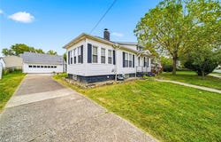 259 E 324th Street, Willowick, OH 44095