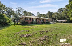 7737 Elon St, Irvington, AL 36544