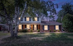 25137 Castlereigh Drive, Farmington Hills, MI 48336