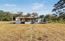 8683 N 436 Road, Hulbert, OK 74441