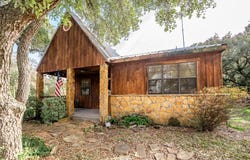 1230 CR 462 Lubojasky, Blessing, TX 77419