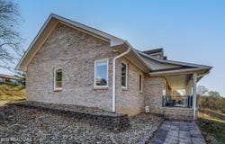 417 River Rd, Loudon, TN 37774