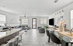 3419 W 109th Pl, Hialeah, FL 33018