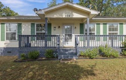 134 Tejas St, Smithville, TX 78957