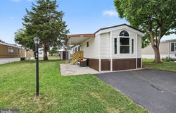26 DAVIS Avenue, GETTYSBURG, PA 17325