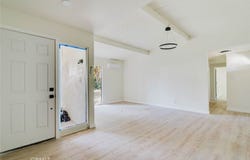 7704 Calvin Avenue, Reseda, CA 91335