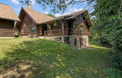 5005 BREEZEWOOD Lane, WINNECONNE, WI 54986-0000