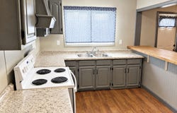 421 E 9th Street, Metropolis, IL 62960