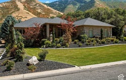 357 S ASPEN Dr, Mapleton, UT 84664