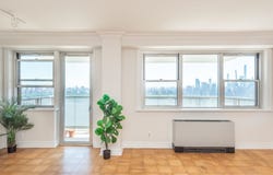 6600 BLVD E, West New York, NJ 07093