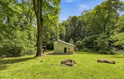 Clouse Road, Addison, PA 15411